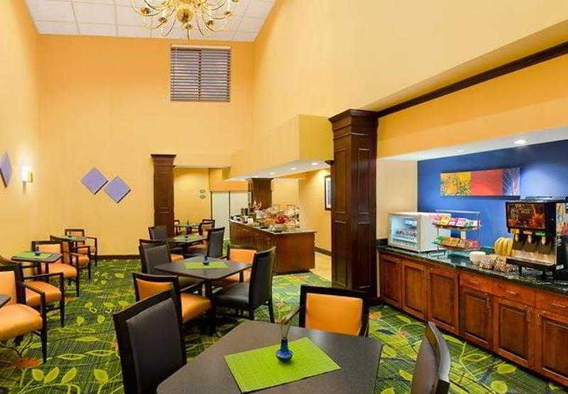 Fairfield Inn & Suites Atlanta Airport North Экстерьер фото