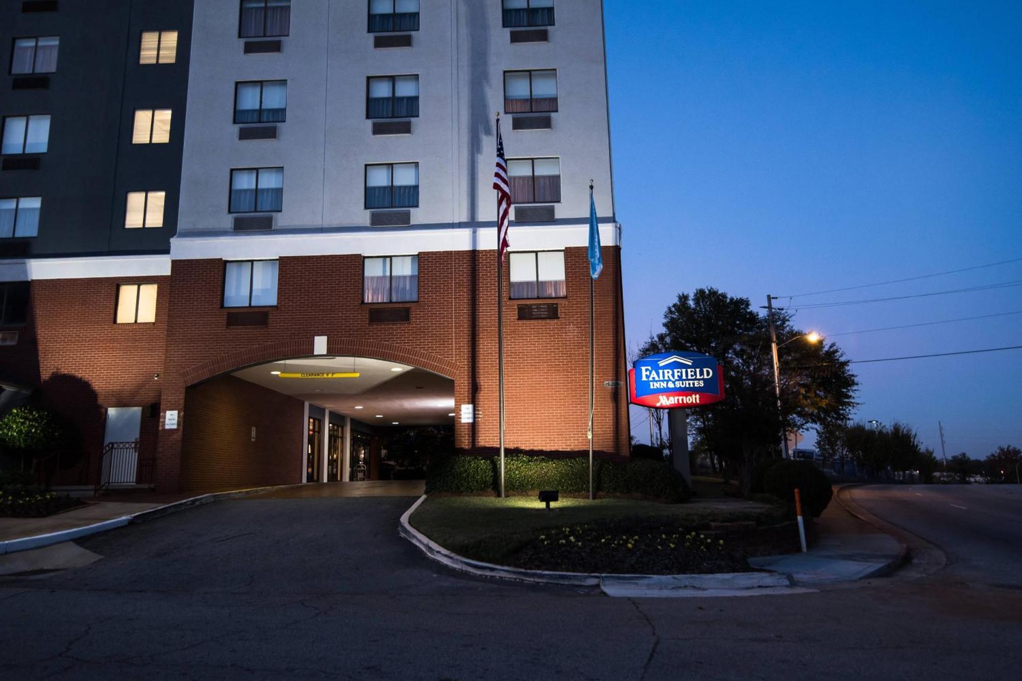 Fairfield Inn & Suites Atlanta Airport North Экстерьер фото